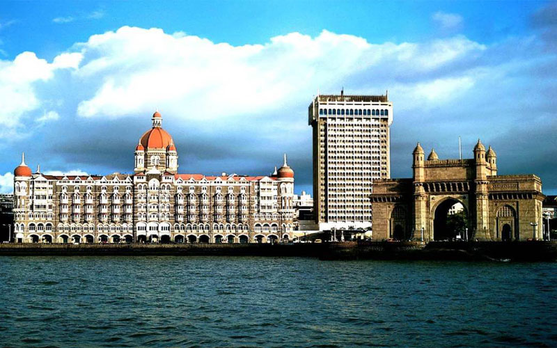 THE TOP 5 TOURIST ATTRACTIONS IN MUMBAI- THE CITY OF DREAMS!